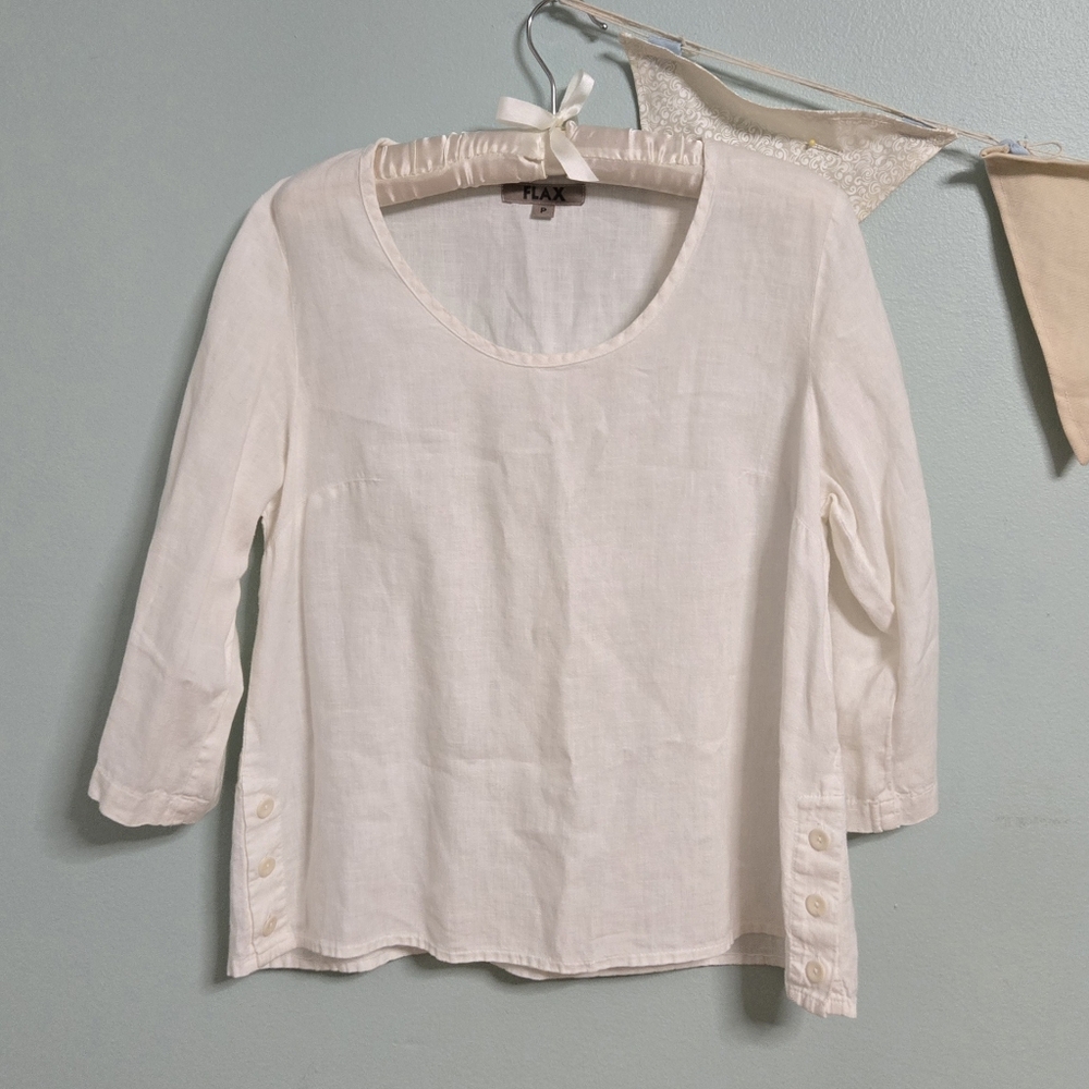Flax Linen Top With Scoop Neck And Side Buttons Sz Sm